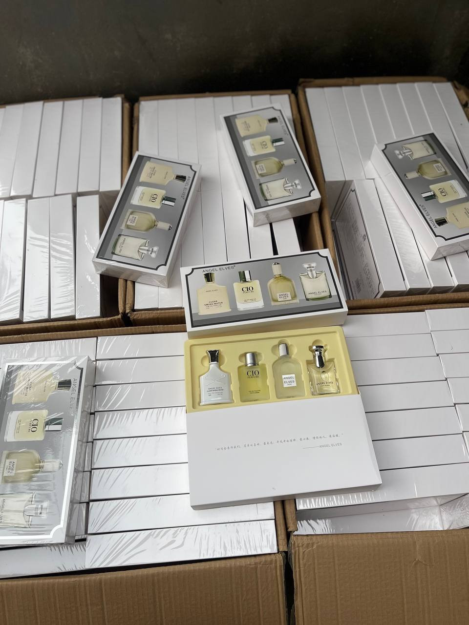4in1 ANGEL ELVES MALE & FEMALE LUXURY PERFUME SET (25ML PER BOTTLE)